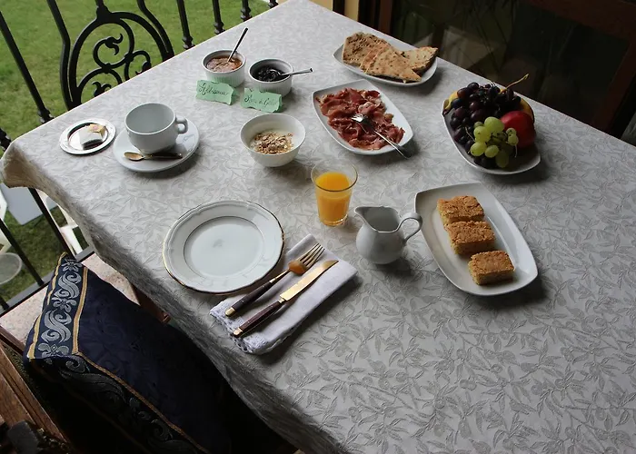 Oda ve Kahvaltı R&b Del Monte Forlì