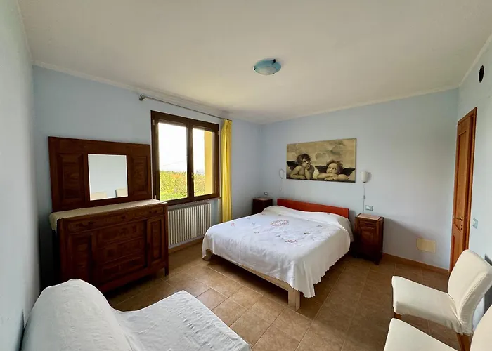 R&b Del Monte Nocleg ze śniadaniem 3*